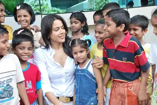Sameera Reddy the Brand Ambassador of Dreams Home NGO at Bandra Thumbnail