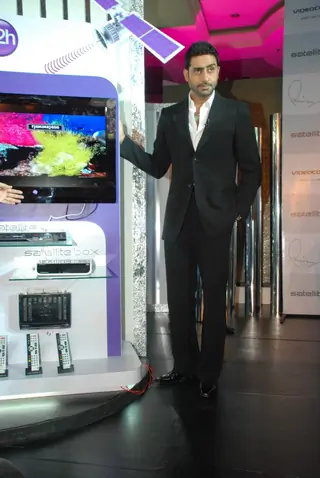 Abhishek Bachchan to endorse Videocon d2h Thumbnail