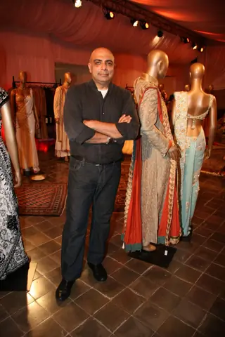 Tarun Tahiliani Bridal Couture Exposition 2010 at Kalaghoda Thumbnail