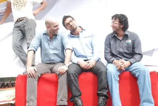 John Abraham unveils film 'Jhoota Hi Sahi' Thumbnail