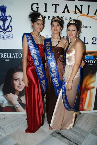 Navy Queen finals ''09 Thumbnail