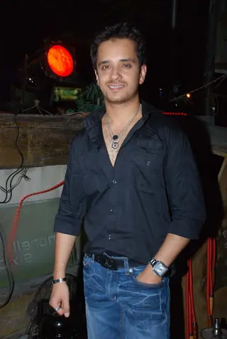 Morell Sixto anniversary bash at Andheri Thumbnail