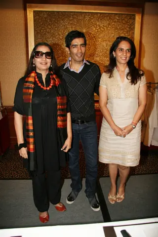 Shabana Azmi, Manish Malhotra and Anita Dongre judge Best Designer contest The Leela in Mumbai Thumbnail