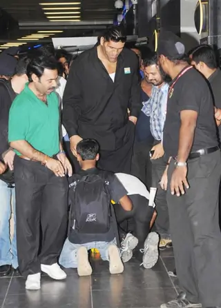 Khali arrived in India for Bigg Boss 4 Thumbnail