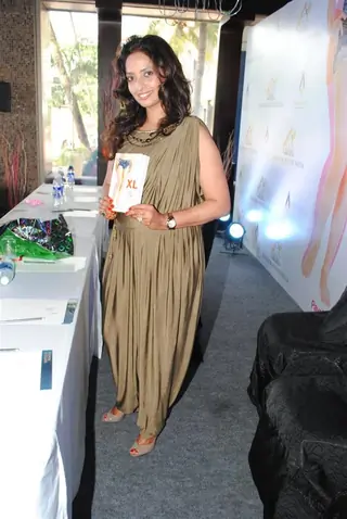 Kareena and Tusshar Kapoor at Payal Gidwani's fitness book launch Thumbnail