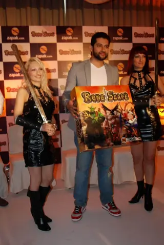 Aftab Shivdasani launches game for Zapak at Trident Thumbnail