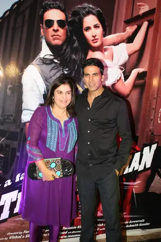 Tees Maar Khan charity screening at Metro Thumbnail
