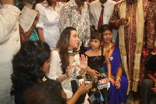 Karishma Kapoor addressing reporters during inaugaral session of I-core planet at Bhowanipure in Kolkata