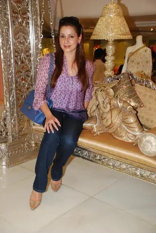 Neelam Kothari at Ravissant Store Thumbnail