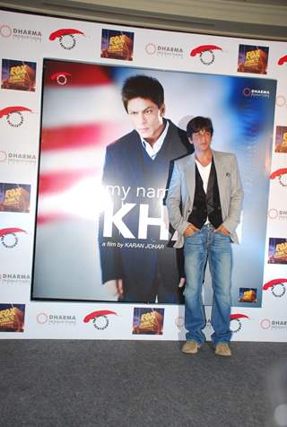 Shah Rukh Khan and Karan Johar at &quot;My Name is Khan&quot; Press Meet, in Mumbai