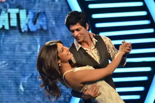 Priyanka and Shahrukh on the sets of 'Zor Ka Jhatka Total Wipeout' Thumbnail