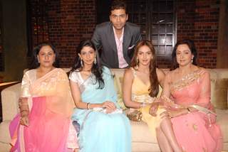 Jaya Bachchan, Hema Malini, Shweta Nanda and Esha Deol with Karan Johar on the sets of Koffee with Karan
