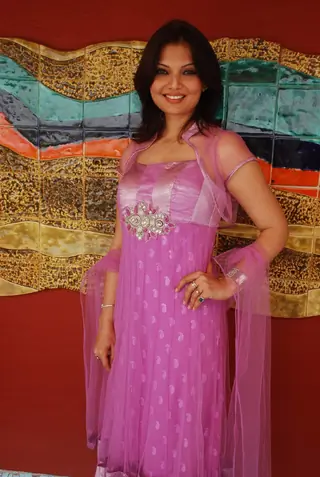 Hira Manek Awards Thumbnail