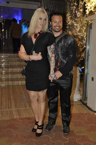 Sunaina Roshan's Birthday Bash Thumbnail