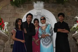 Shahrukh Khan celebrating Eid Al-Fitr Thumbnail