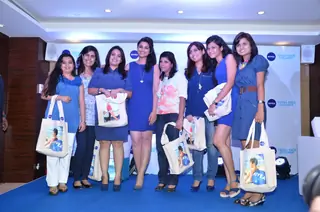 Parineeti Chopra meets winners of Nivea Total Face Clean Up digital contest Thumbnail