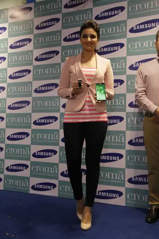 Parineeti Chopra launches Samsung Galaxy Note 3 Thumbnail