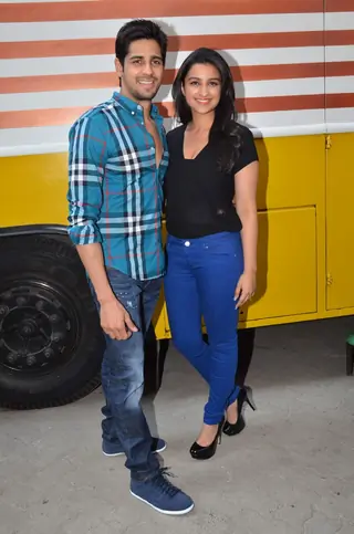 Hasee Toh Phasee Pramotions Thumbnail