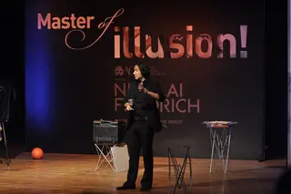 Nicolai Freidrich Illusion Show Thumbnail