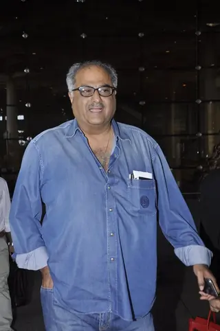 Celebs snapped at Airport Thumbnail