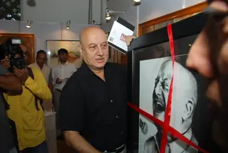 Anupam Kher Inaugurates India Art Festival Thumbnail