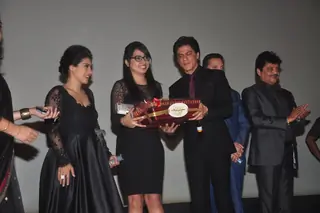 DDLJ Completes 1000 Weeks at Maratha Mandir Thumbnail