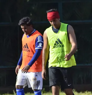 Ranbir Kapoor Practices Soccer! Thumbnail