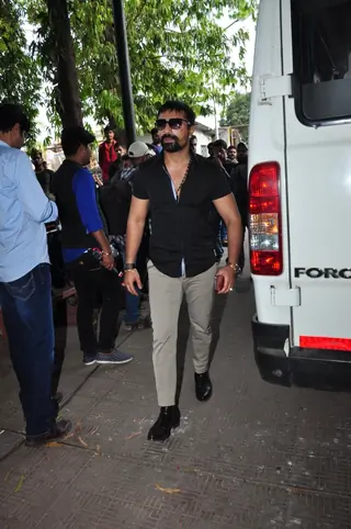 Pratyusha Banerjee's Funeral Thumbnail