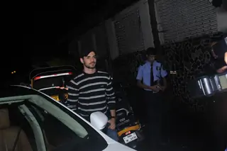 Sooraj Pancholi Snapped at Corner House Thumbnail