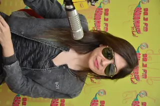 Kanika Kapoor at Radio Mirchi Thumbnail