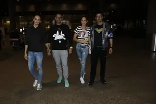 Celebs Snapped at Airport Thumbnail