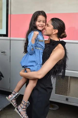 Deepika snapped at Vogue Chat show Thumbnail