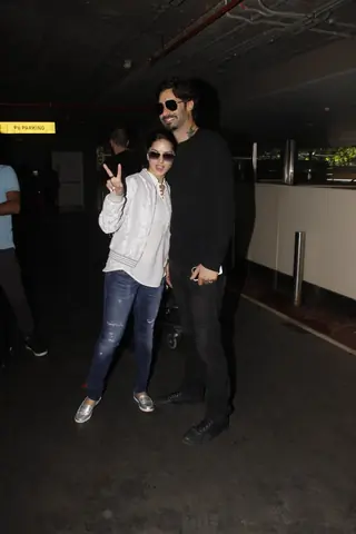 Airport Diaries! Thumbnail