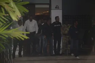 Salman Khan returns form Jodhpur after his case hearing Thumbnail