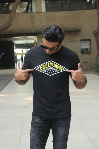 Ranveer Singh snapped in the city Thumbnail