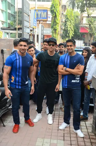 A dashing Hrithik Roshan at a Gym launch Thumbnail