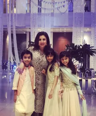 Inside Pictures from Sonam Kapoor Mehendi Ceremony Thumbnail