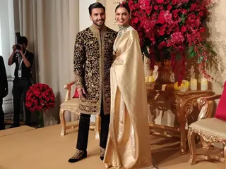 Ranveer Singh and Deepika Padukone Bangalore Reception Pictures Thumbnail