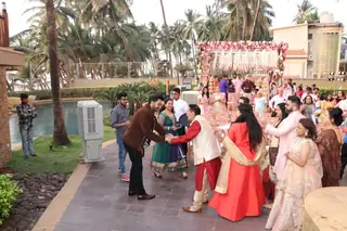 Ranveer Singh snapped in Delhi Thumbnail