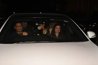 Celebrities spotted for Zero's Screening Thumbnail