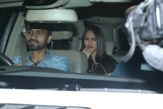 Salman Khan celebrates his 53rd birthday Thumbnail