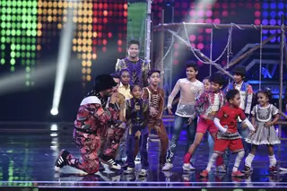 Ranveer-Alia on the sets of Super Dancer Thumbnail