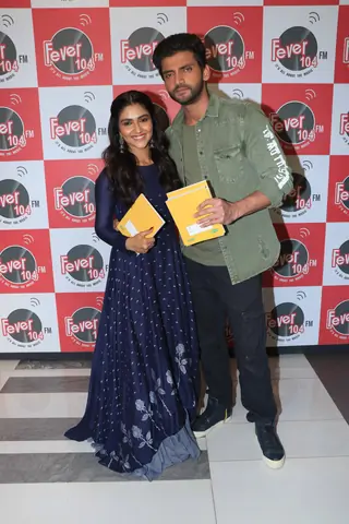 Cast of Notebook at the promotions of the film Thumbnail