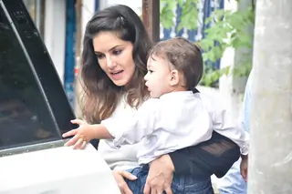 Bollywood celebrities spotted around the town! Thumbnail