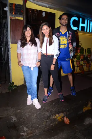 Bollywood celebrities spotted around the town! Thumbnail