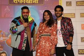 Celebrities at the song launch of Khandaani Shafakhana! Thumbnail