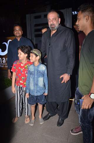 Sanjay Dutt celebrates his birthday with family and friends at BKC!