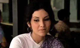 Celebrities at Vidya Sinha's funeral! Thumbnail