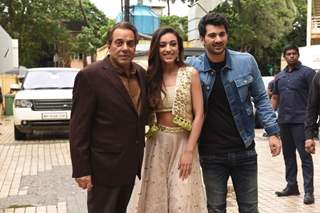 Dharmendra joins Karan Deol and Sahher Bambba at the trailer Launch of Pal Pal Dil Ke Paas!