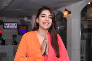 Anjum Fakih birthday bash Thumbnail